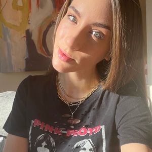 Meet your Posher, Sara